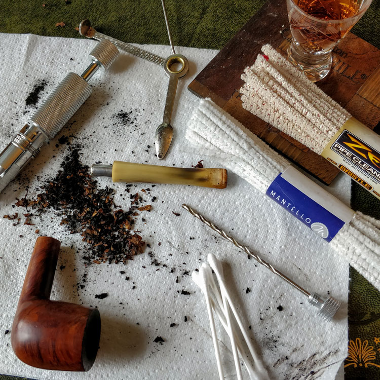 How To Clean A Tobacco Pipe