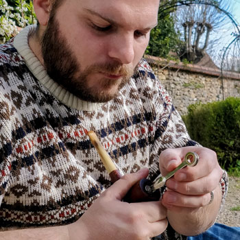 Tamping Tobacco Pipe False Light