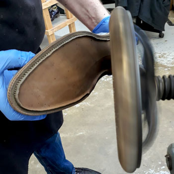 Gaziano Girling Welt Being Shaped