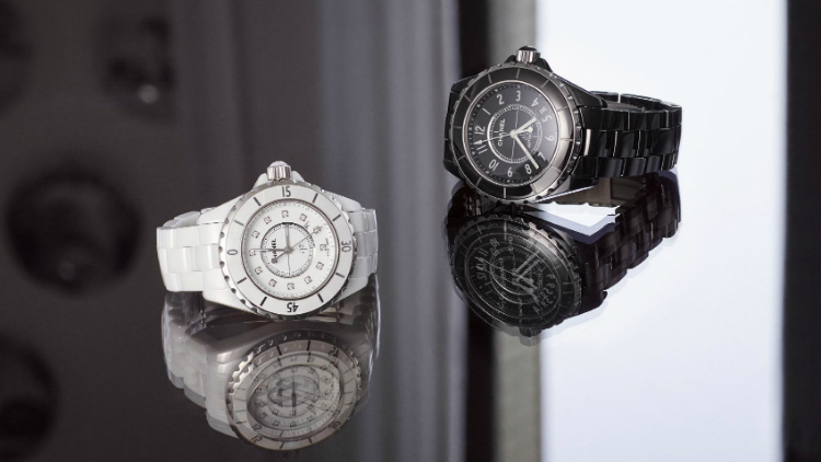 Chanel J12 Watches In Black Ceramic And White Ceramic