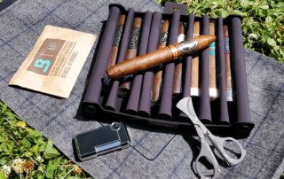 Davidoff Winston Churchill Travel Humidor With Cigars & Accessories