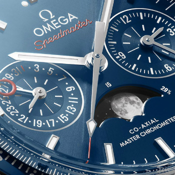 Omega Speedmaster Moonphase Sunray Dial Closeup