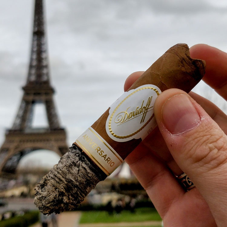 Davidoff Aniversario Special R & Eiffel Tower