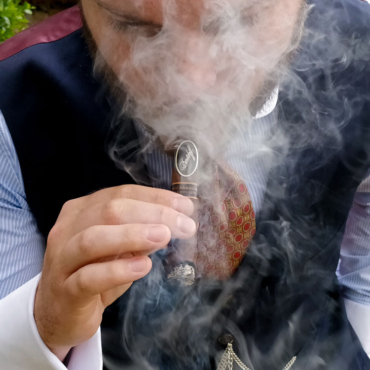 Davidoff Nicaragua Box Press Cigar