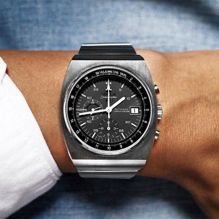 Oemga Speedy 125 Wrist Shot