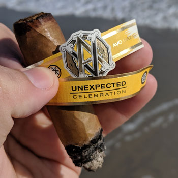 Avo Unexpected Celebration Cigar Final Third