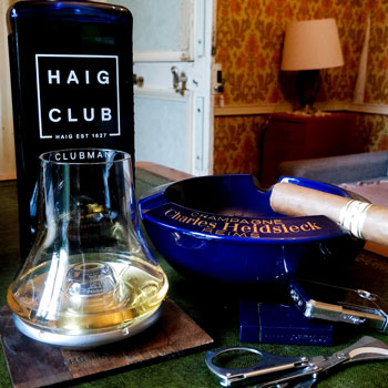 Haig Club Clubman & Charles Heidieck Cigar Ashtray