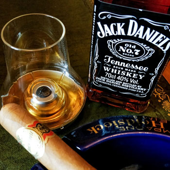 Jack Daniel's Old No 7 Sour Mash Liquid Detail