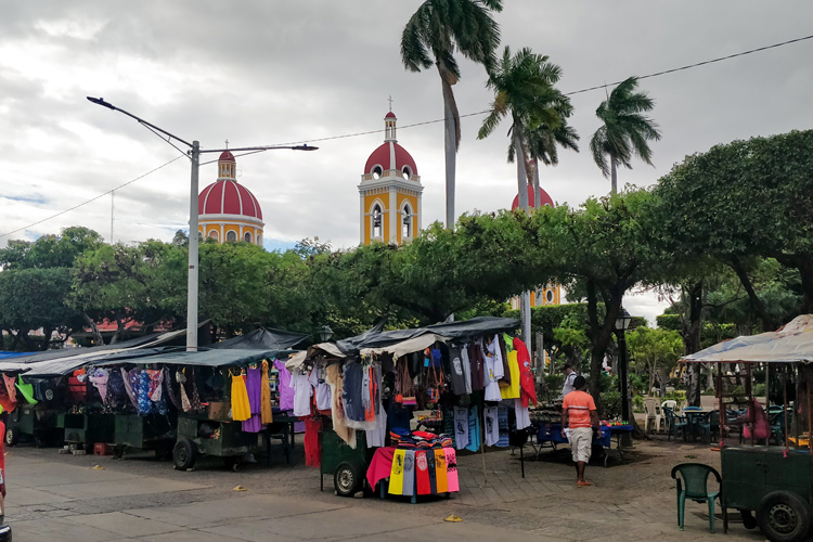 Parque Central de Granada Market