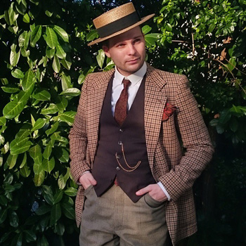 Boater Hat & Stiff Collar With Waistcoat