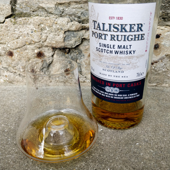 Talisker Port Ruighe Isle Of Skye Whisky & Bottle