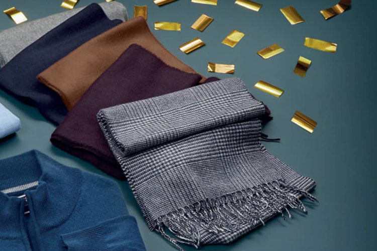 Charles Tyrwhitt Wool Scarves