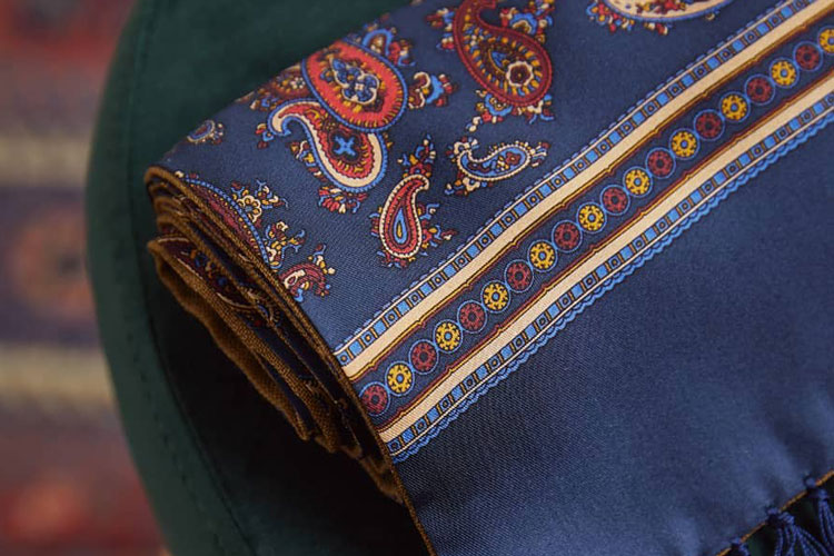 Hawes & Curtis Silk Paisley Scarf