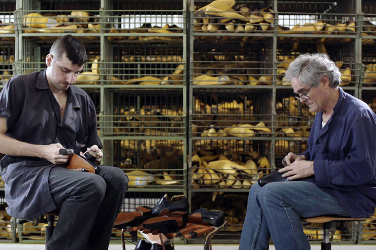 Magnanni Shoe Artisans In Factory