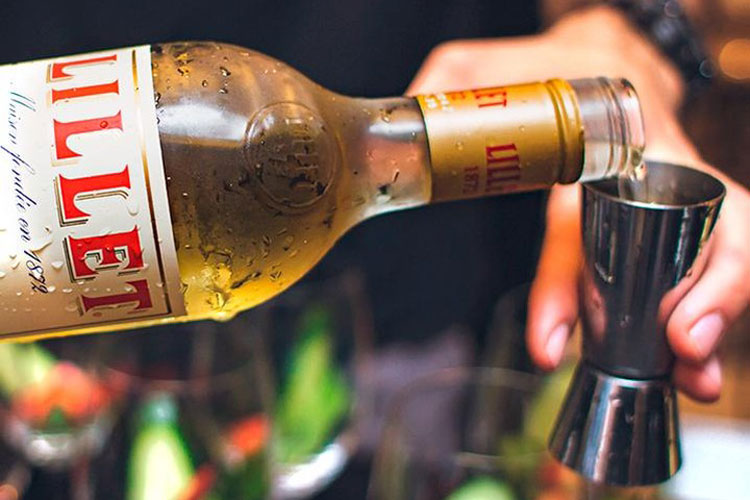 Mixing Lillet Cocktail