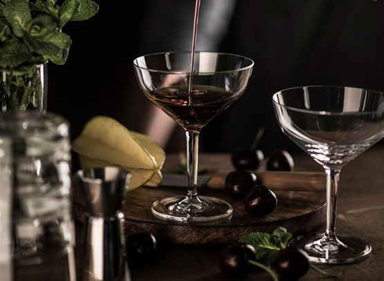 Schott Zwiesel Basic Bar Cocktail Cup by Charles Shumann