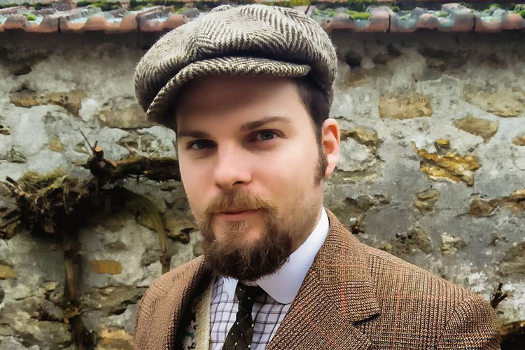 Charles-Philippe With A Goatee Circle Beard