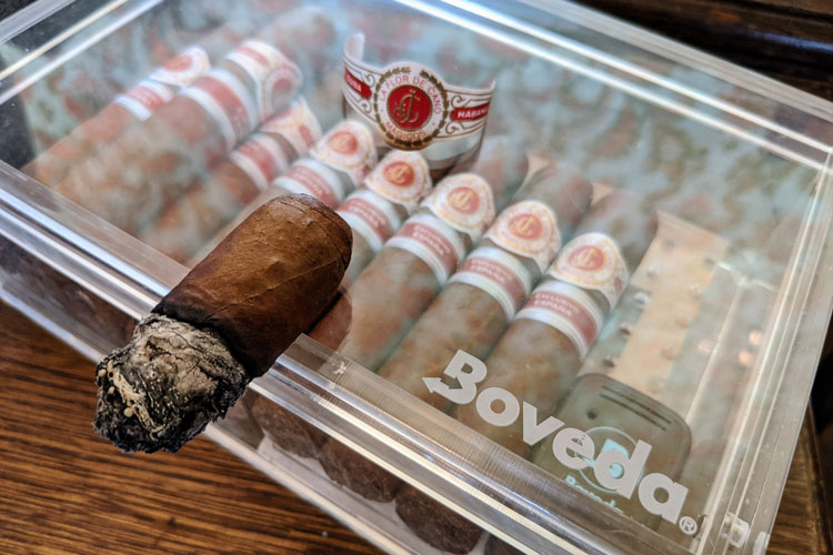 Flor de Cano Magicos Final Third