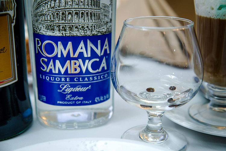 La Romana Sambuca & Glass