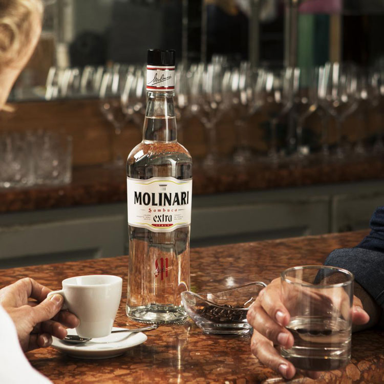 Molinari Sambuca Extra With An Espresso & Coffee Beans