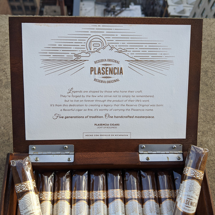 Plasencia Reserva Original Box Details