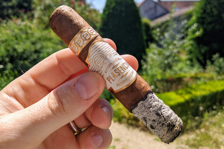 Plasencia Reserva Original Cigar First Third