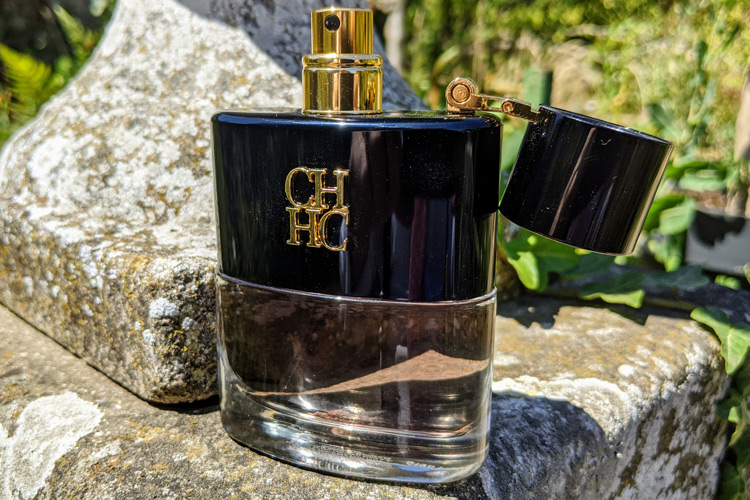 Carolina Herrera CH Men Privé Clasp Detail