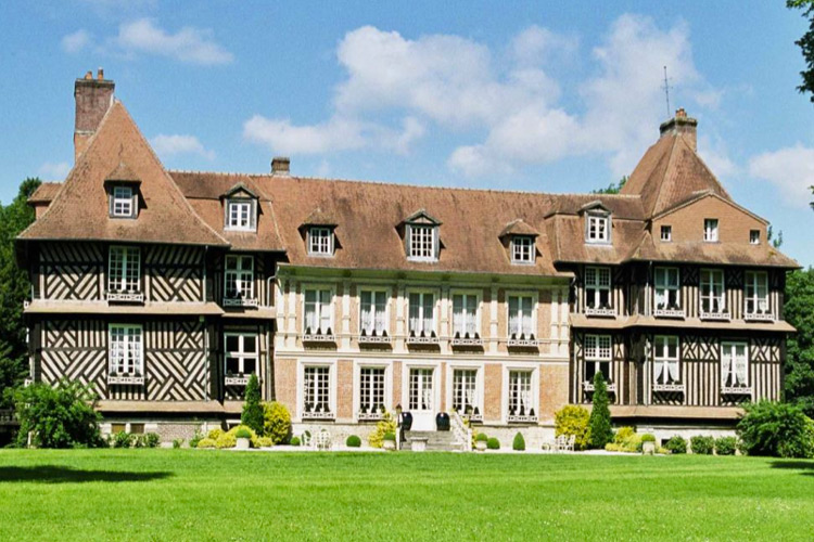 Château de Breuil Calvados Castle