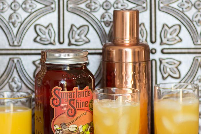 Apple Pie Mimosa Cocktail