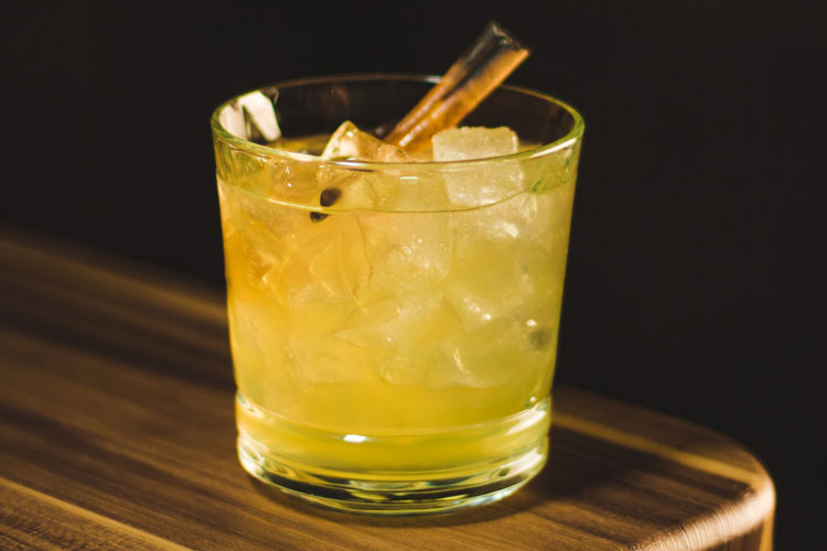 Apple Pie Moonshine Cocktail