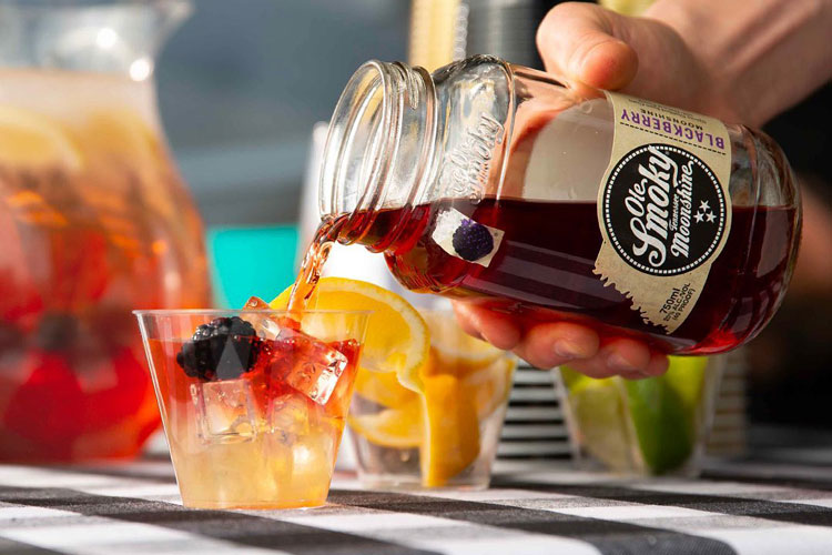Ole Smoky Blackberry Moonshine Cocktail