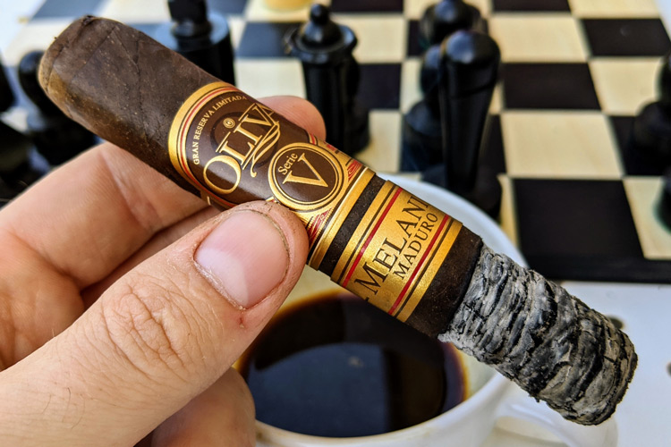 Oliva Serie V Melanio Maduro & Coffee