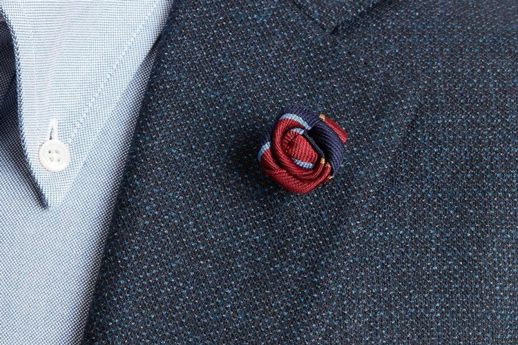 Brooks Brothers Lapel Flower
