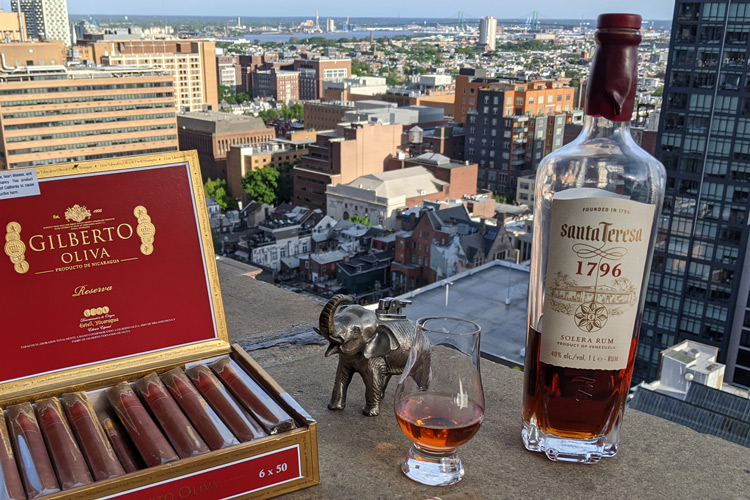 Gilberto Oliva Reserva Cigar & Santa Teresa 1796 Rum