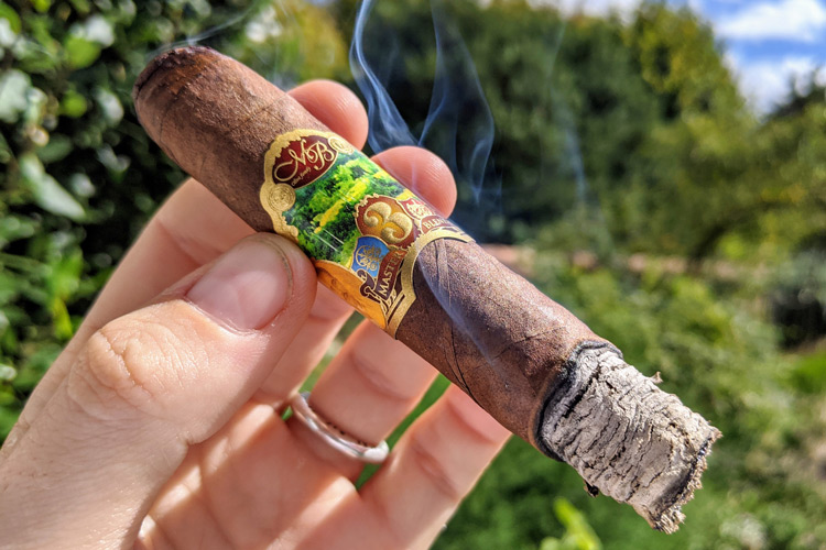 Oliva Master Blends 3 Cigar Final Third