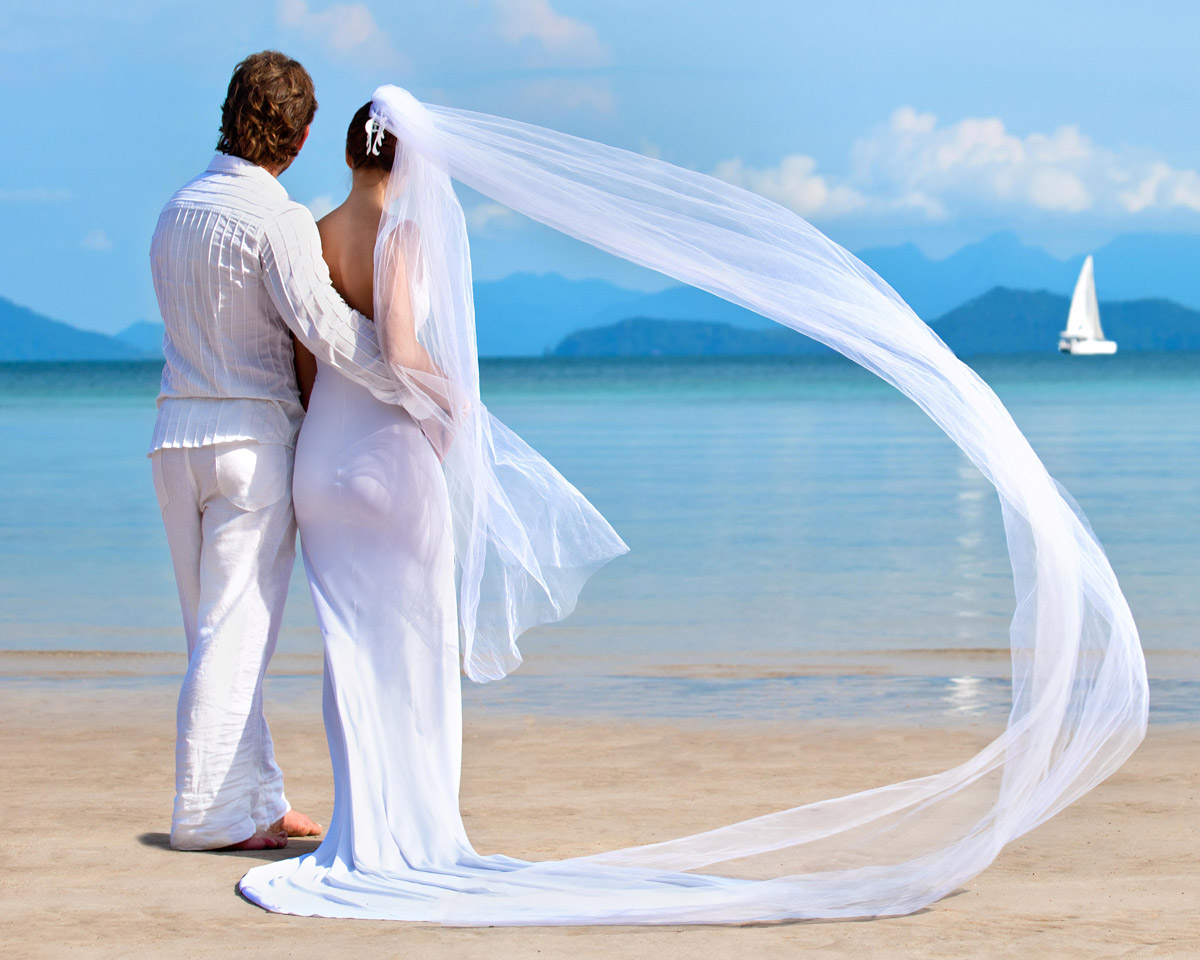 What To Wear To A Beach Wedding Men