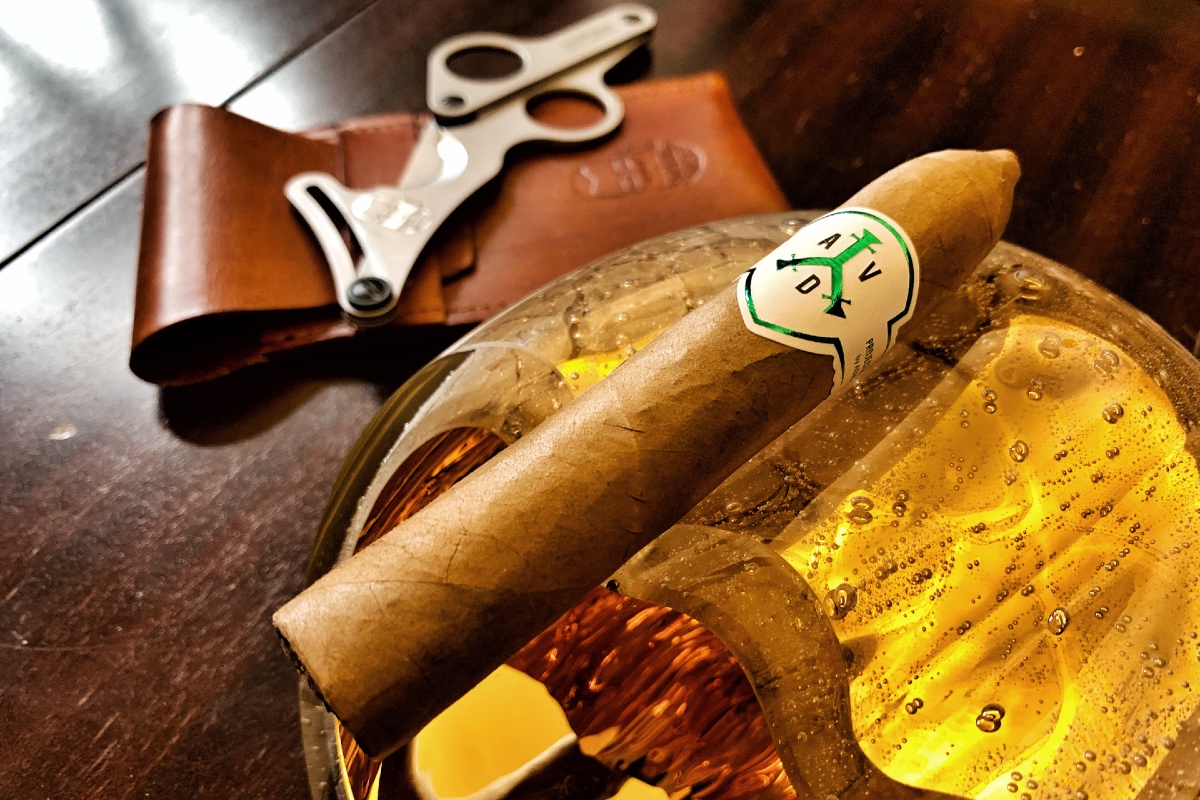 ADVentura-Piece-of-Heart-Cigar-Review