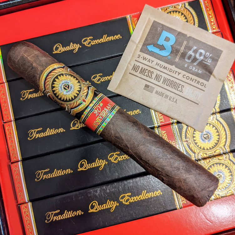 Perdomo 20th Anniversary Maduro Cigar Look & Feel