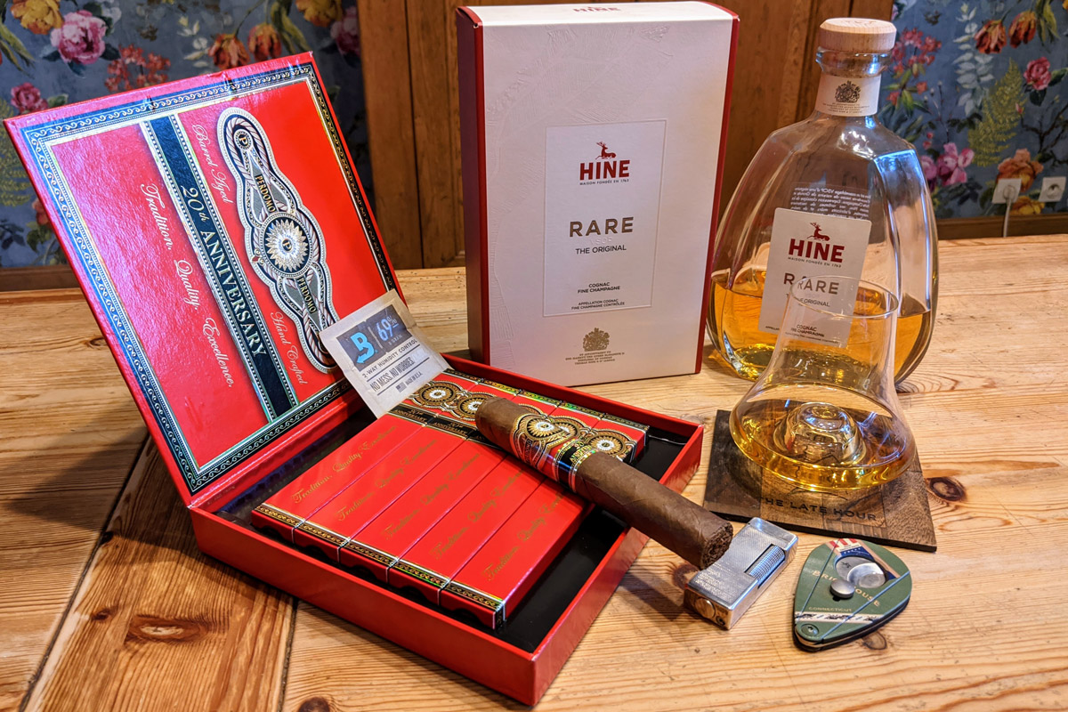 Perdomo 20th Anniversary Sun Grown Cigar Review