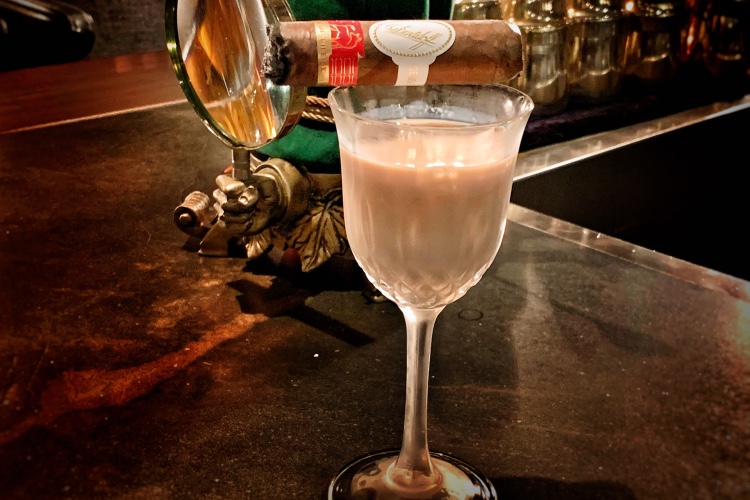 Davidoff-Year-of-the-ox-Cocktail-chocolate