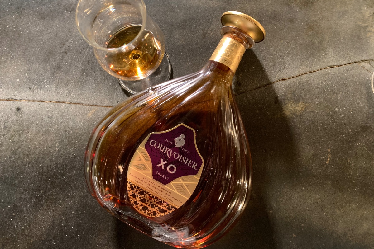 Courvoisier-XO-Cognac-Review-Feature