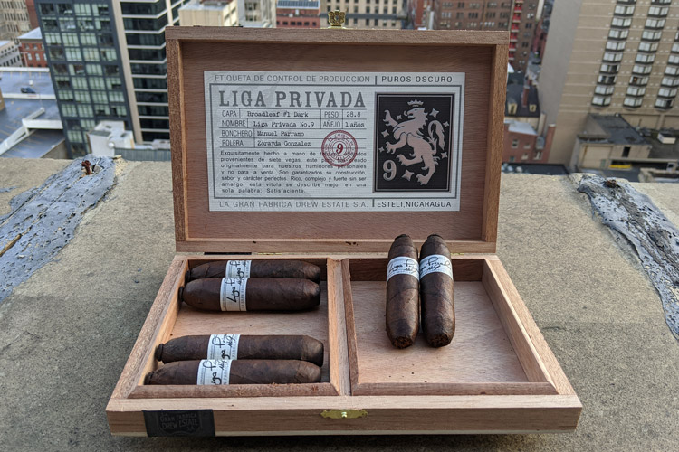 Drew Estate Liga Privda No 9 Cigar Box Open