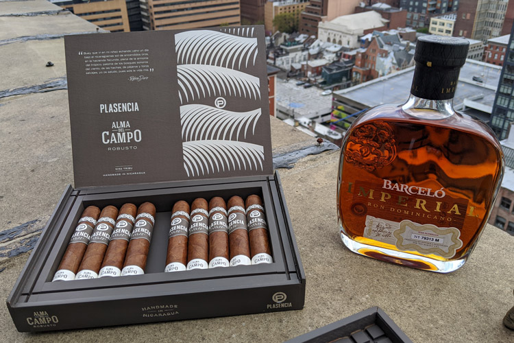 Plasencia Alma del Campo Cigar & Barcelo Rum