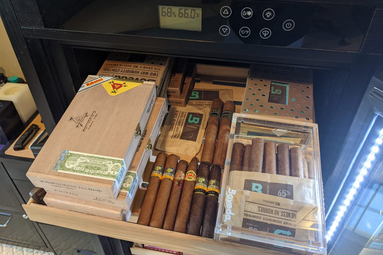 Remington Cigar Cabinet & Boveda Packs