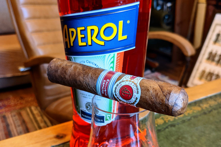 Aperol Liquor & Cigar
