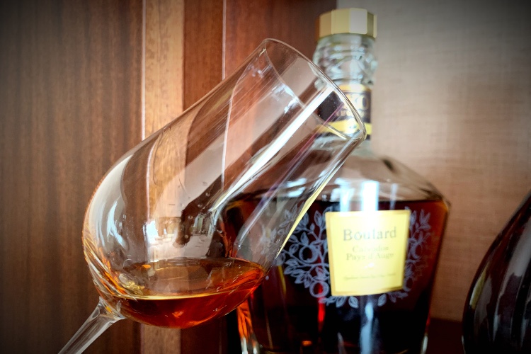 Boulard-XO-Auguste-Calvados-color