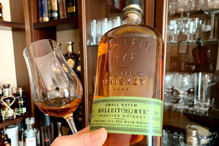 Bulleit-Rye-Whiskey-Review-Color