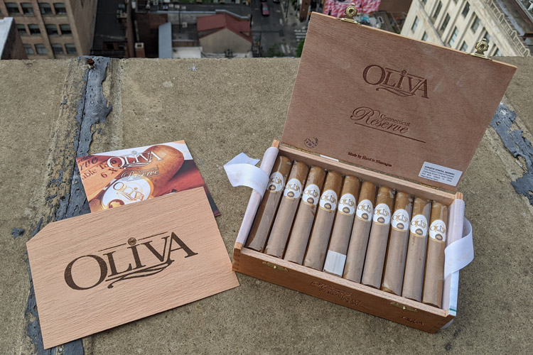 Oliva Connecticut Reserve Cigar Open Box