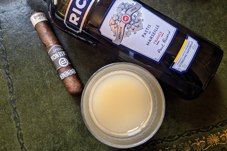 Ricard Pastis & Cigar