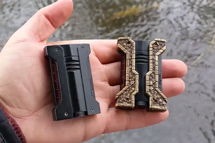 ST Dupont Défi Extreme Vs XXtreme In Hand